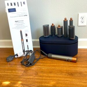 Brand new Dyson Airwrap — Nickel & Copper color